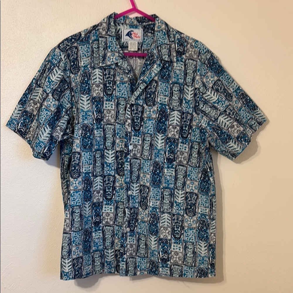 Nui Nalu made in Hawaii blue pocketed button down shirt large